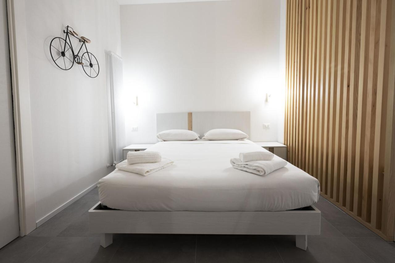 Getthekey Lenzi Suites Bologna Exteriör bild