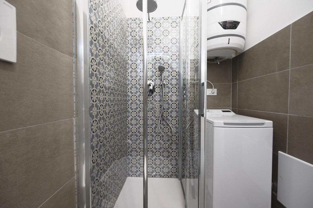 Getthekey Lenzi Suites Bologna Exteriör bild